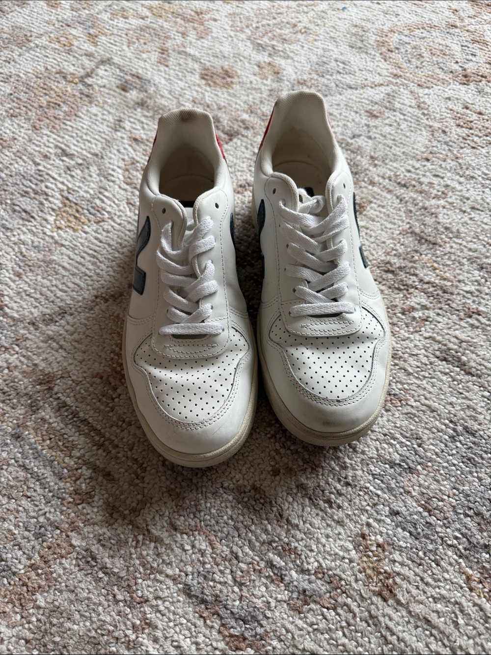 Vejas White Leather Casual Sneakers sz 8